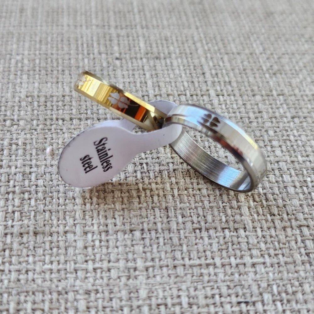 Women Fashion Rings Set of 2 Silver and Gold Tone Fashion Jewelry Size NWT - Picture 6 of 12